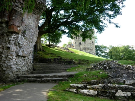 "On location" at the ruins of Peveril/Peak Castle in Derbyshire, England