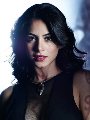 Actress Emeraude Toubia as Isabelle Lightwood
